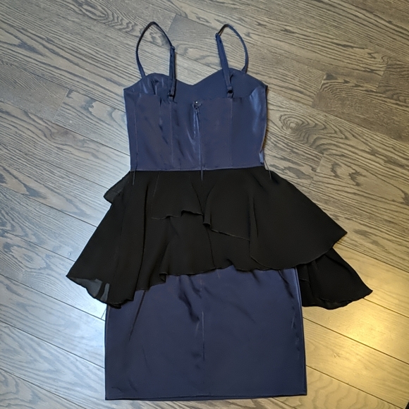NWT- cute dress from H&M - Picture 2 of 3